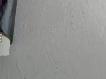 Chaturbate Watch Live Sex Cams of lil_hanna18