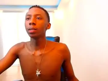 Chaturbate Live Porn of miilo18