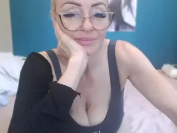 Chaturbate Adult Video Chat of nadinnnea