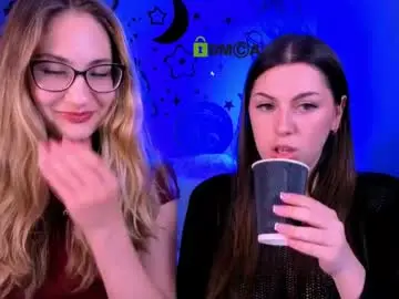 Chaturbate Live Sex Cam of so_hot_rosalie