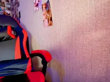 Chaturbate Live Sex Cam of naomyreyyy