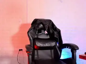 Chaturbate Live Sex Cam of sara_love_1