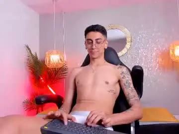 Chaturbate Best live sex cam show of gio_carangi