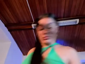 Chaturbate Live Porn of zoelinss_
