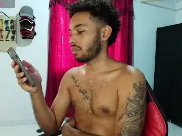 Chaturbate Sex Chat of colinlatinbrown