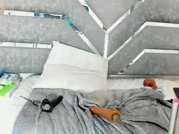 Chaturbate Free Live Porn of slut_milf_