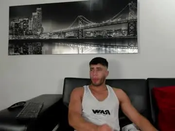 Chaturbate Live Sex Cam of gato_pascal