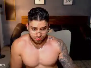 Chaturbate Private Sex Chat of mike_montoya