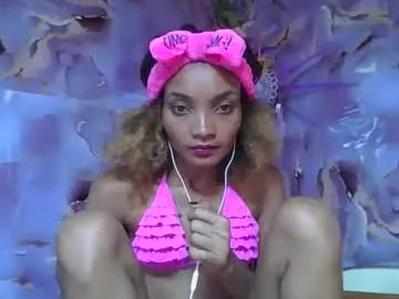 Chaturbate Live Sex Cam of francinoli