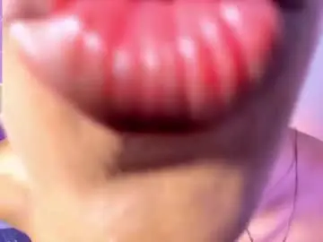 Chaturbate Live Sex of tyra_honey