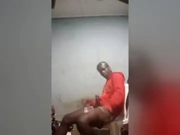 Chaturbate Free Live Porn of papihype