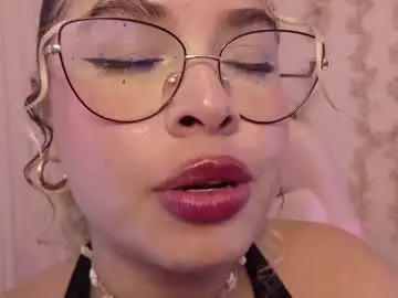 Chaturbate Live Sex of haelycute
