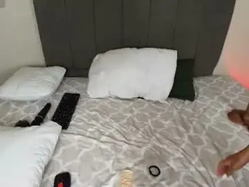 Chaturbate Best live sex cam show of moly_juicy