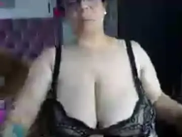 Chaturbate Free Porn Cam of kathybigboobsbbw_