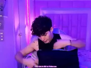 Chaturbate Watch Live Sex Cams of dav_nagel2