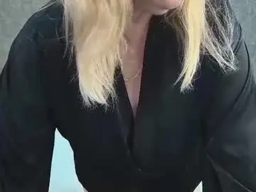 Chaturbate Best live sex cam show of emmaellison924117