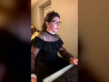 Chaturbate Adult Video Chat of missnicolenicolenicole