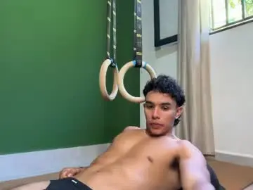 Chaturbate Adult Video Chat of joulianogreco1