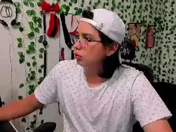 Chaturbate Nude Webcam of andy_gray01