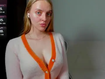 Chaturbate Live Sex Cam of jam_cream