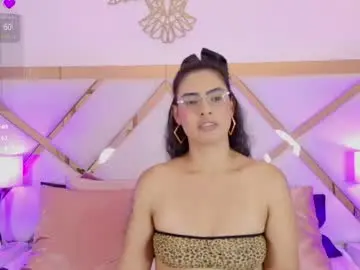 Chaturbate Live Sex Cam of bellaagrace