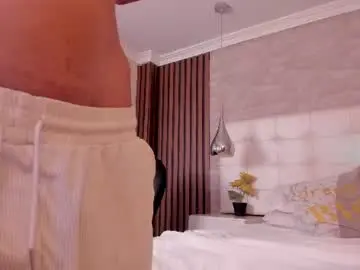 Chaturbate Sex Cam of noah_ashford