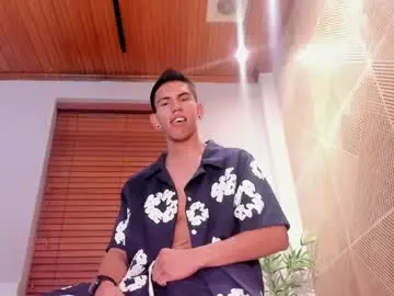 Chaturbate Live Porn of lucca_moreti