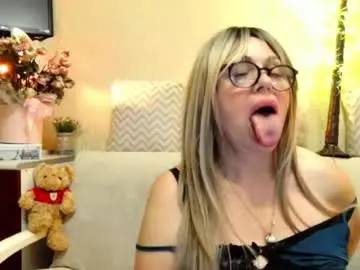 Chaturbate Live Sex Cam of susiexnoreen