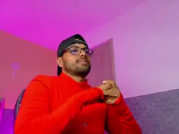 Chaturbate Best live sex cam show of thiagoleon_