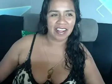 Chaturbate Free Porn Cam of saggil_0385