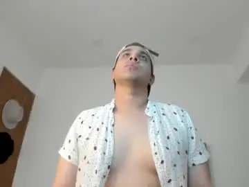 Chaturbate Adult Video Chat of latin_boy_surprise