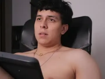 Chaturbate Free Porn Cam of magic_tony
