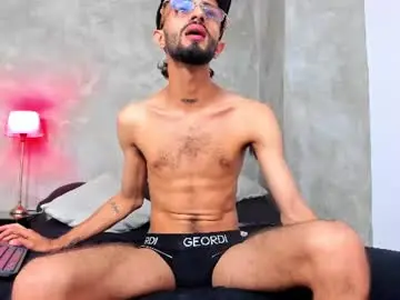 Chaturbate Best live sex cam show of felipe_casttan