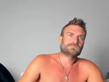 Chaturbate Live Sex of 10in_deluxe