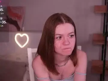 Chaturbate Live Sex Cam of gwendatortoriello