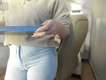 Chaturbate Live Sex Cam of _isaabellaa