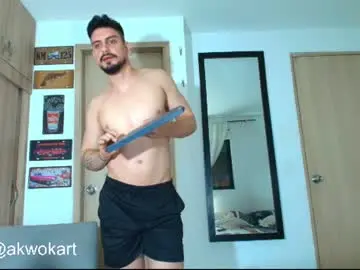 Chaturbate Adult Webcams of aaron_kwok28