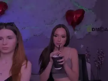 Chaturbate Nude Webcam of angie_foxy
