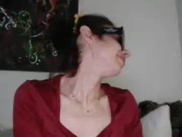 Chaturbate Free Porn Cam of haifa12011983