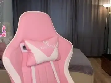 Chaturbate Sex Cam of lilymoore69
