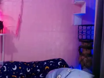Chaturbate Sex Cam of kattiecurrent