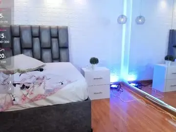 Chaturbate Best live sex cam show of saracorraless