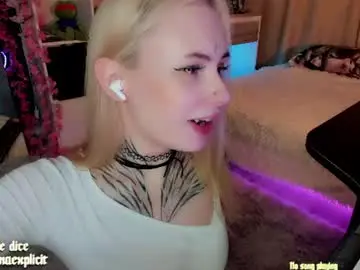 Chaturbate Sex Cam of snake_bites