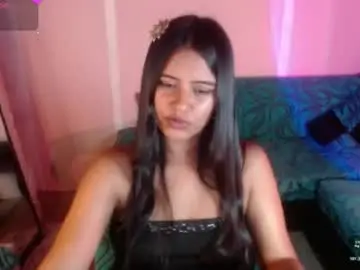 Chaturbate Live Sex Cam of sweet_susy999