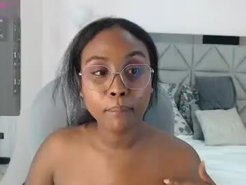 Chaturbate Live Sex Cam of lily_mendoza