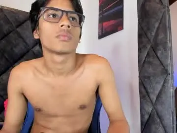 Chaturbate Adult Webcams of liamkron