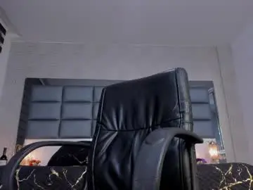 Chaturbate Watch Live Sex Cams of mrs_regina_clk