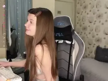 Chaturbate Live Sex Cam of _cute_ice