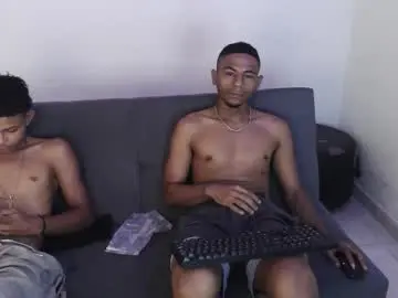Chaturbate Free Porn Cam of alphas_latins