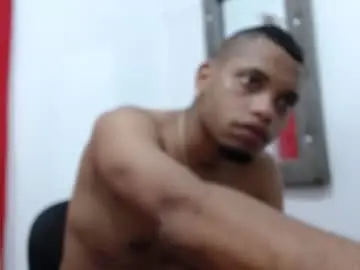Chaturbate Live Sex Cam of drako_monstercock